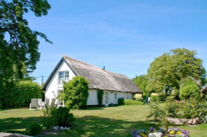 Gutshof Ostseeblick Ferienwohnungen FeWo 2 Terrasse, Gartennutzung